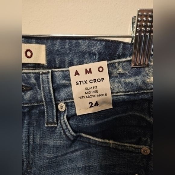 AMO Jeans - Picture 2 of 7